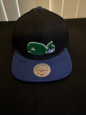 Vintage Mitchell & Ness Hockey Hat